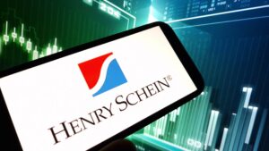 Henry Schein Recasts Its Future Around AI, Simpler Leadership and Faster Execution